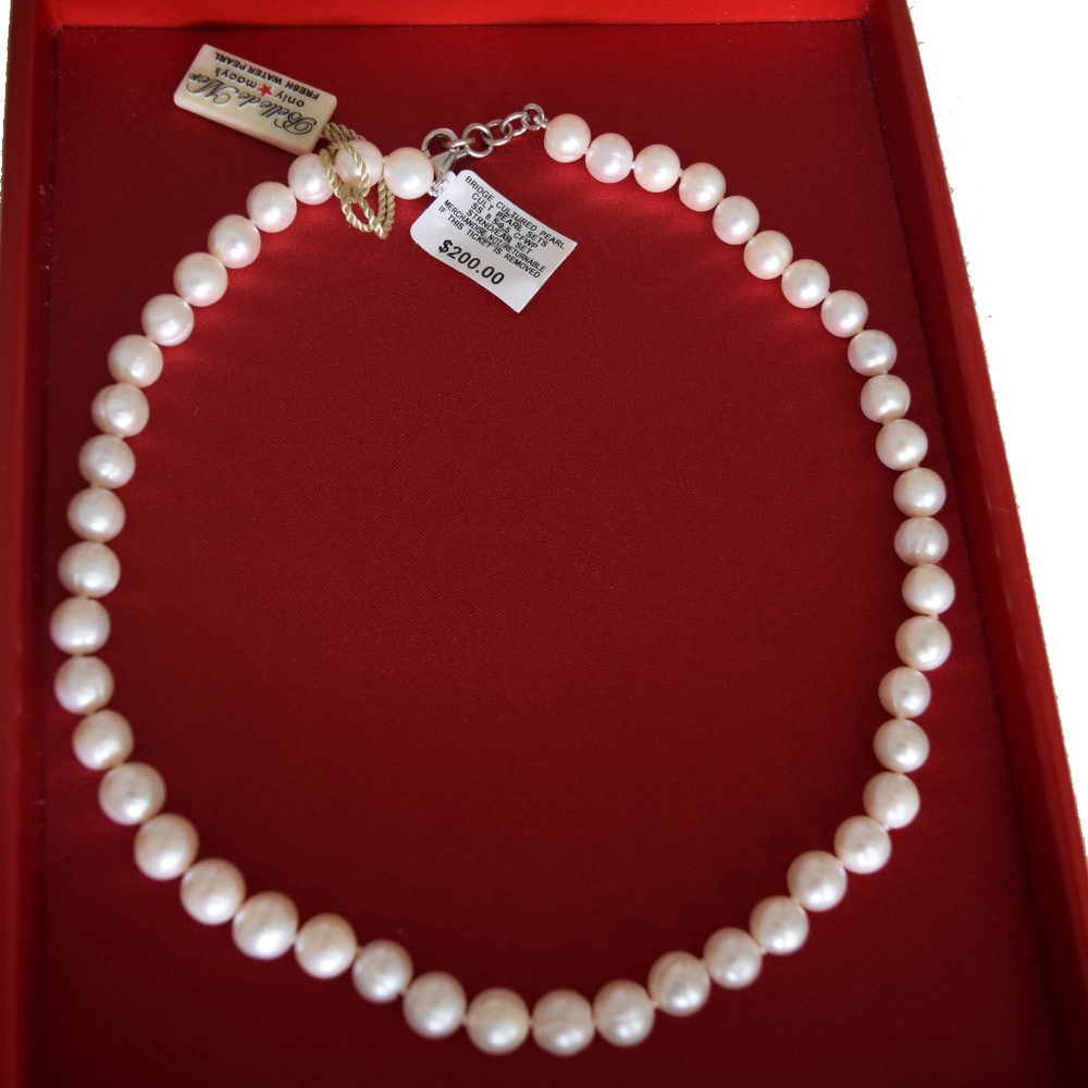 Fresh Water Pearl Necklace